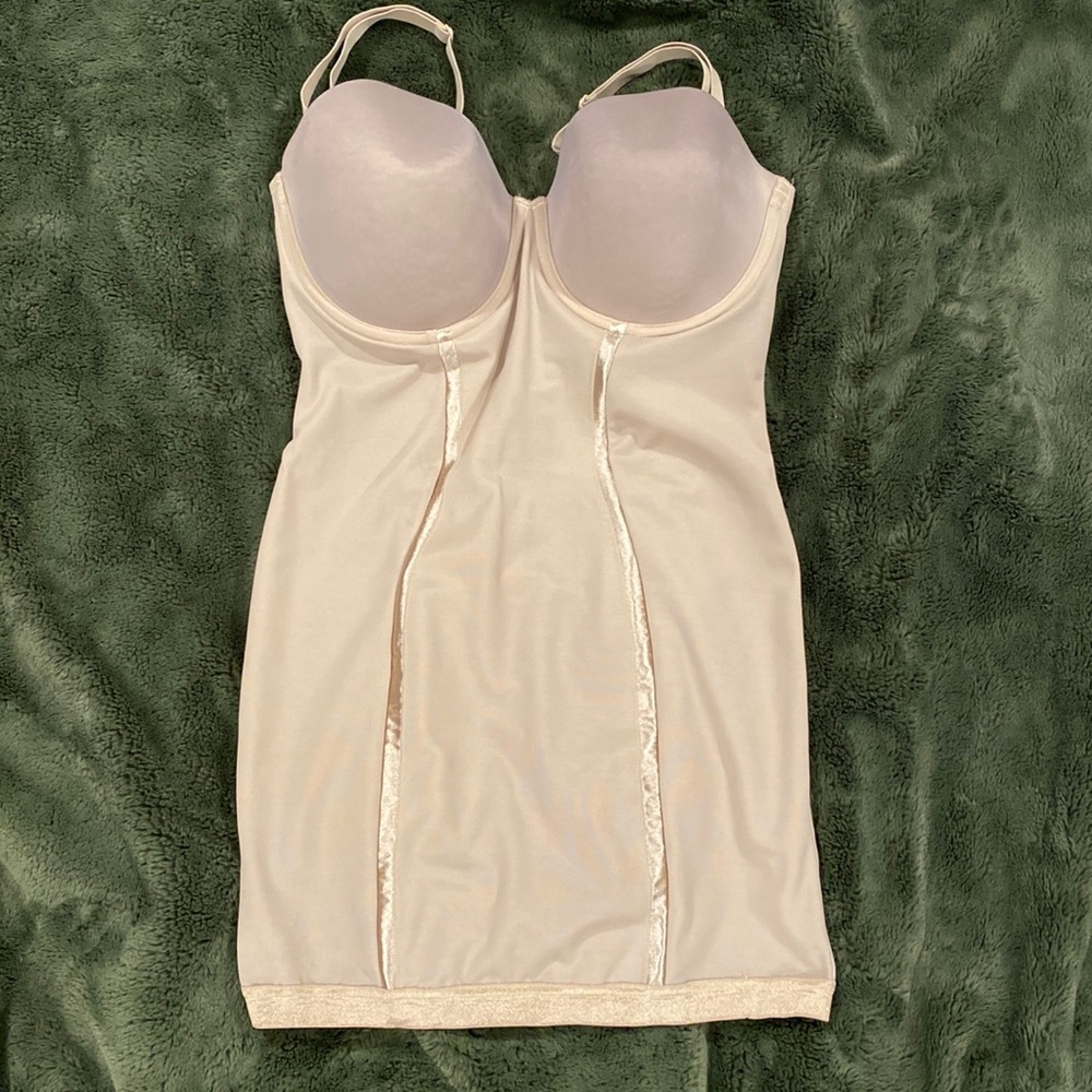 Maidenform Body Shaper